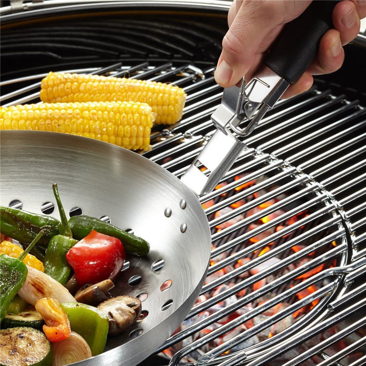 GEFU Уок тиган за барбекю с мобилна дръжка BBQ