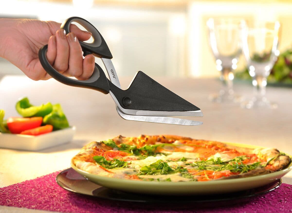 GEFU Ножица за пица „PEZZO“ – черна