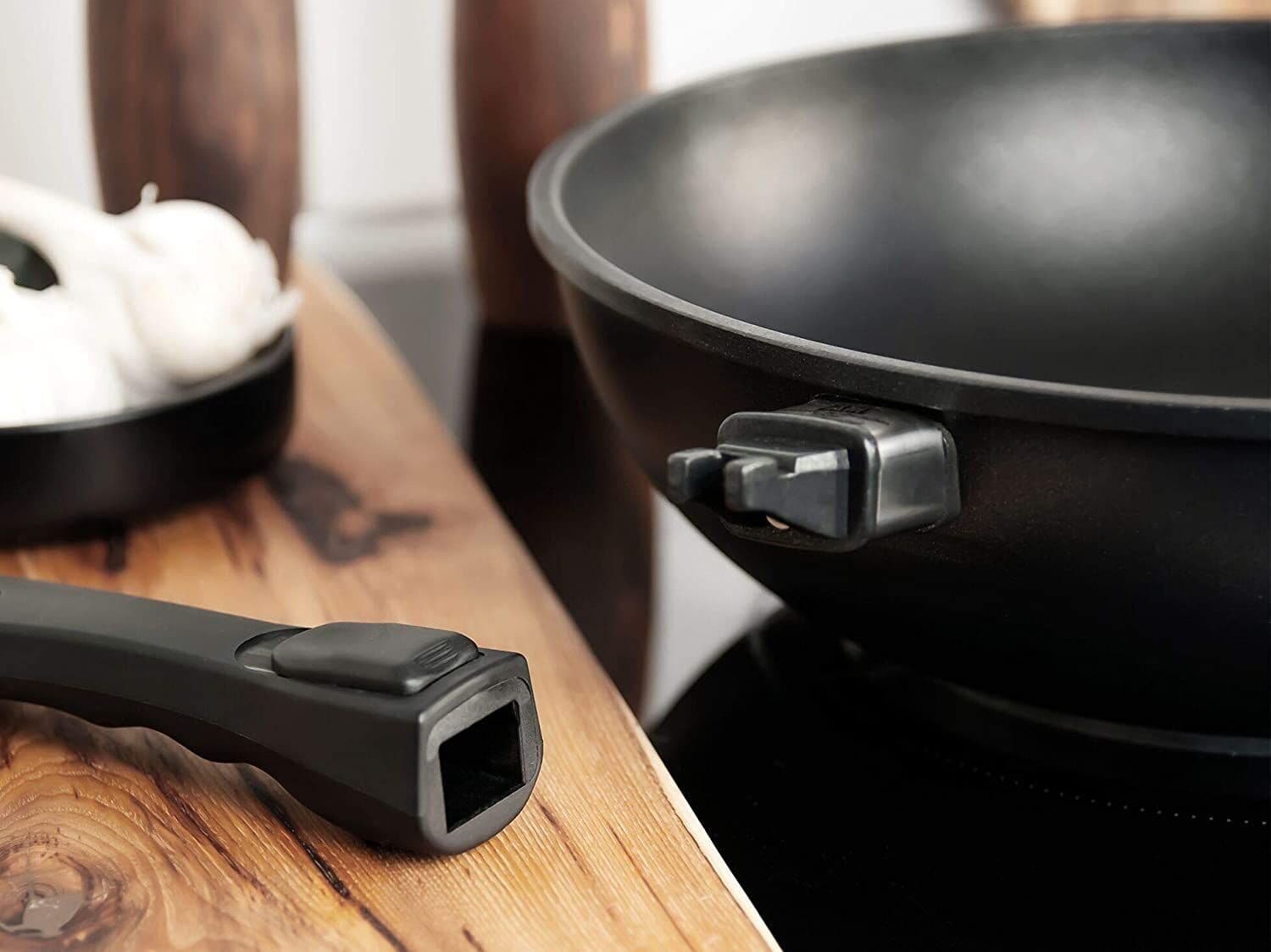 AMT Gastroguss Тиган уок Ø 32 см, височина 11 см, с мобилна дръжка