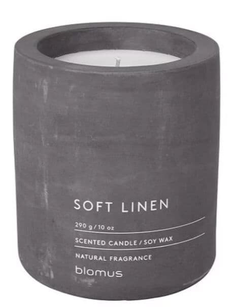 BLOMUS Ароматна свещ FRAGA размер L - цвят Magnet - аромат Soft Linen