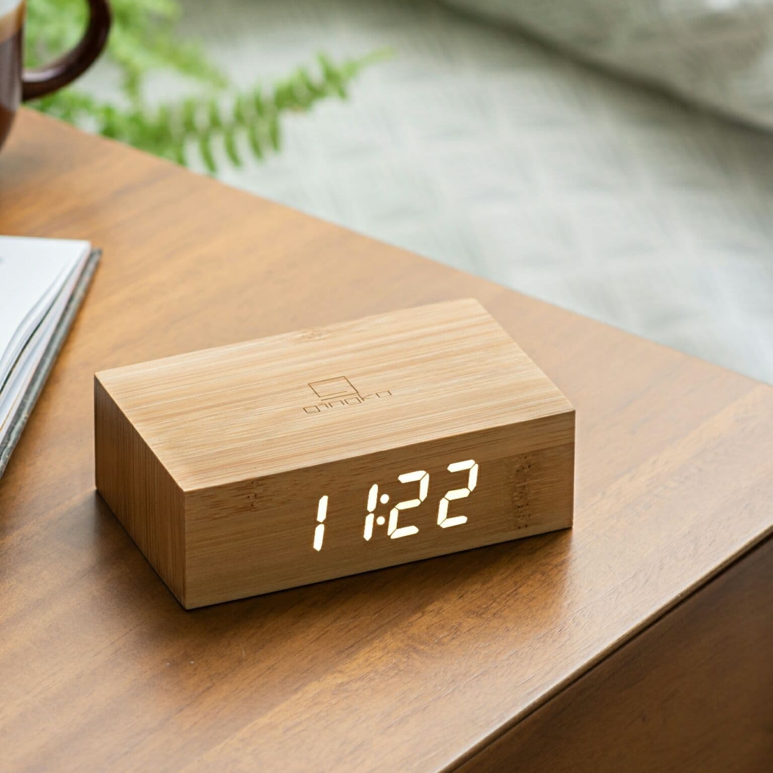 GINGKO Часовник с будилник “Flip Cilck Clock“ – бамбук