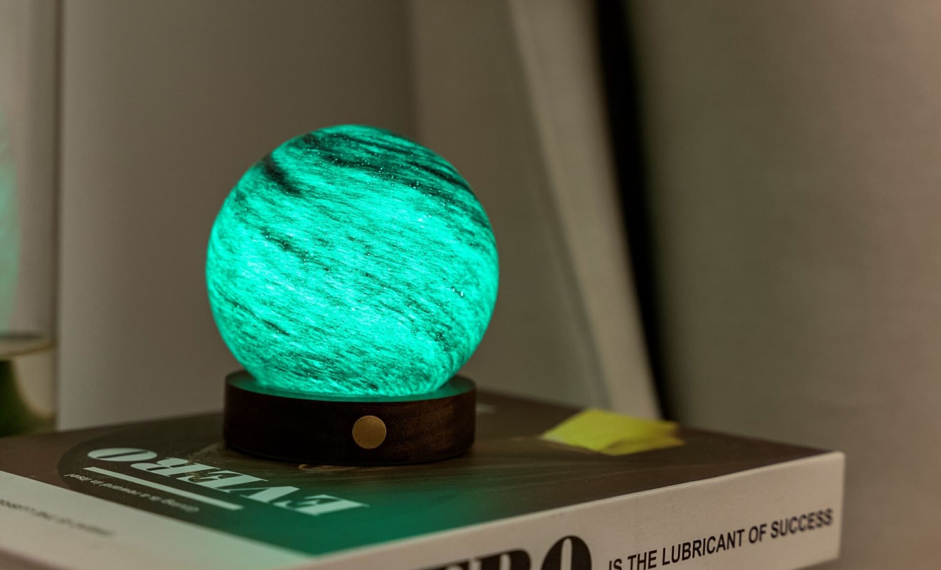 GINGKO Смарт лампа “AstraGlass“ звезден океан – размер M