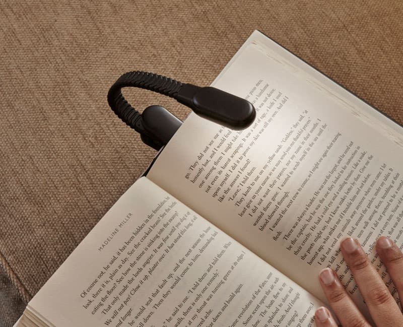 Лампа за четене с USB накрайник за многократно зареждане - черна - снимка 2