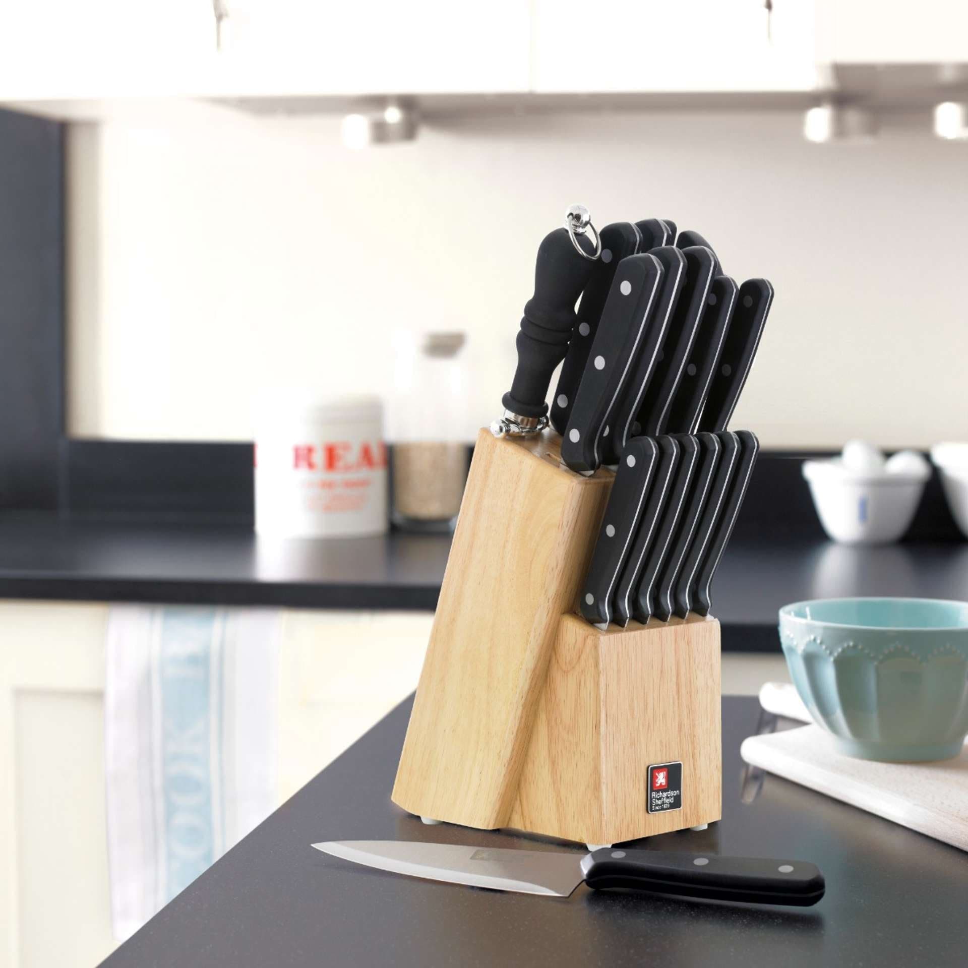 Richardson Sheffield Комплект ножове CUCINA 15 бр. в дървен блок - снимка 2