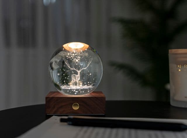 GINGKO 3D Смарт лампа Amber Crystal - Елен - снимка 3