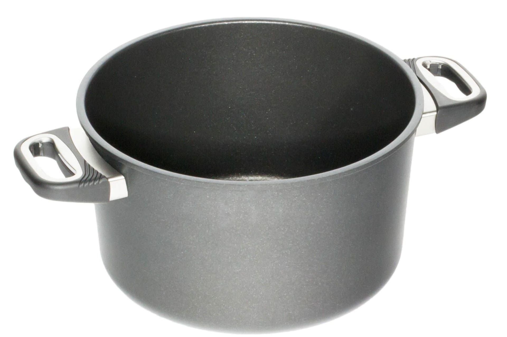 AMT  Тенджера дълбока 15 см. - Ø 26