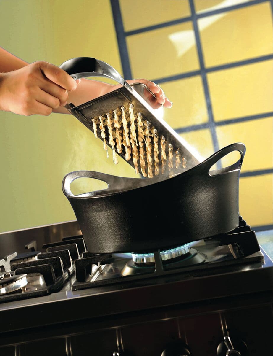 GEFU Уред за приготвяне на шпецле TRADIZIONE, дълго шпецле