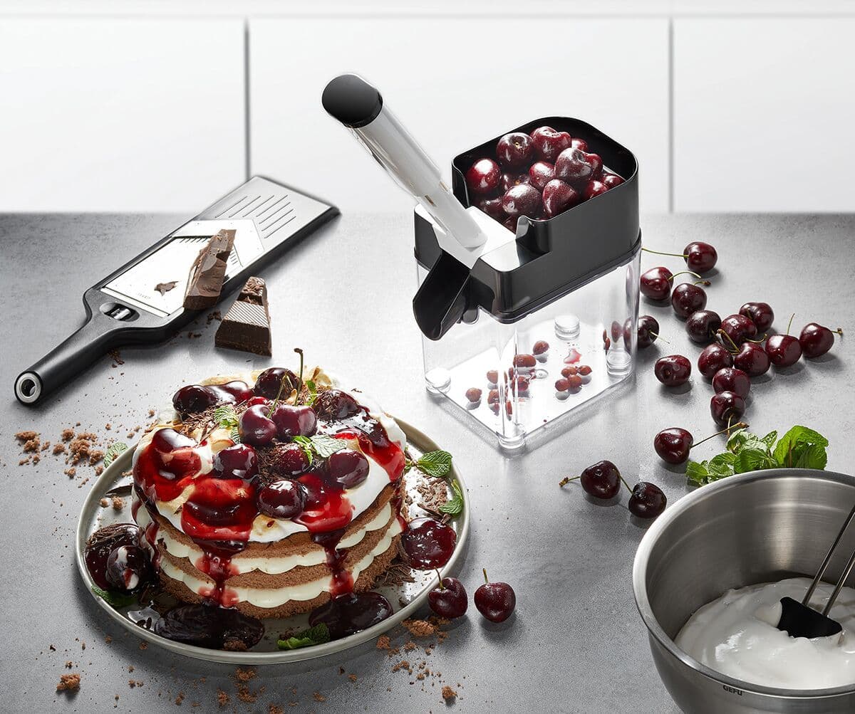 GEFU Уред за обезкостяване на череши “CORER“