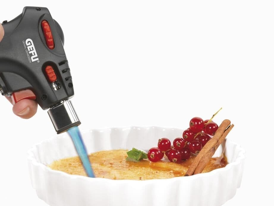 GEFU Сет за крем брюле CARMELLO от 5 части – газова горелка + 4 порцеланови купи