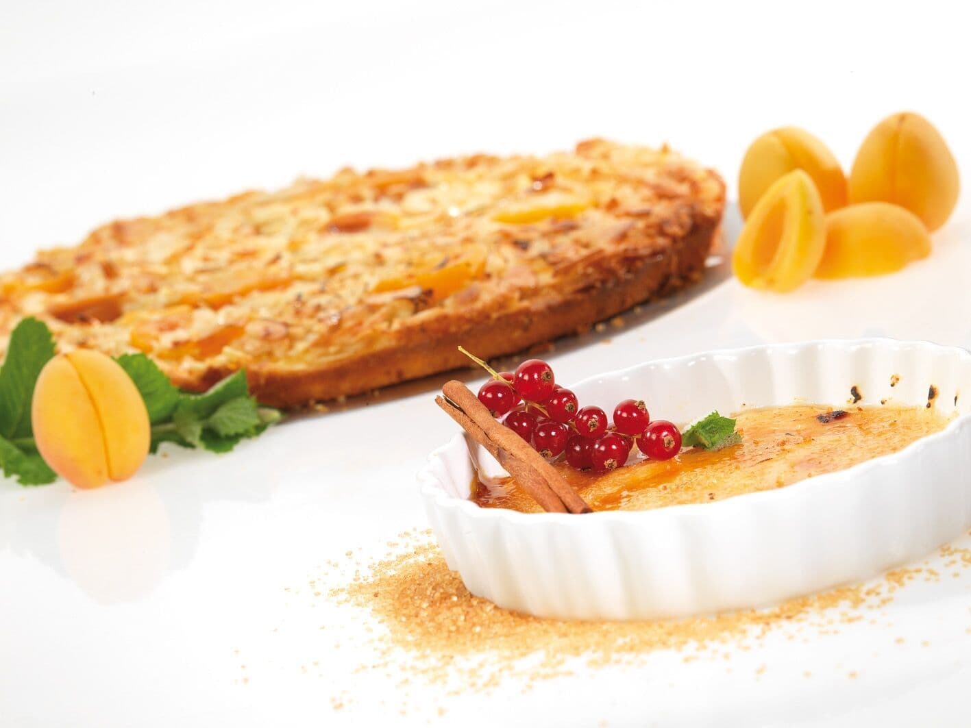 GEFU Сет за крем брюле CARMELLO от 5 части – газова горелка + 4 порцеланови купи