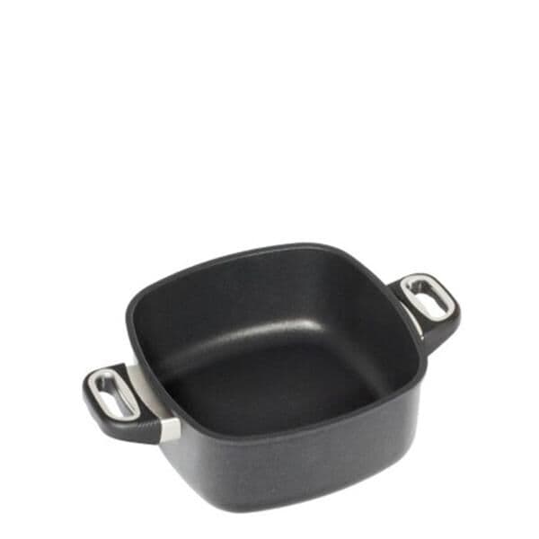 AMT Тава дълбока 8 см. – 26х26