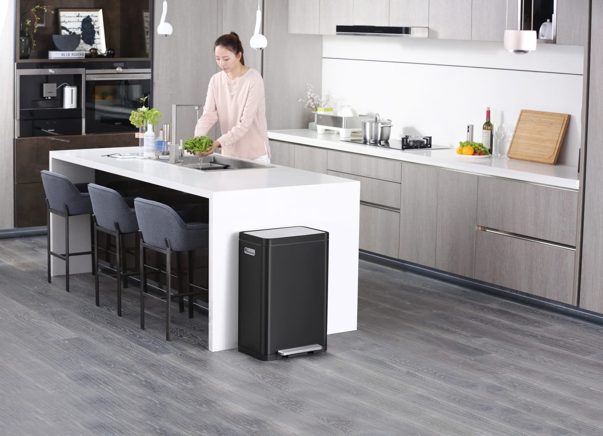 EKO Кош за отпадъци с педал “X-CUBE“- 45 литра – черен