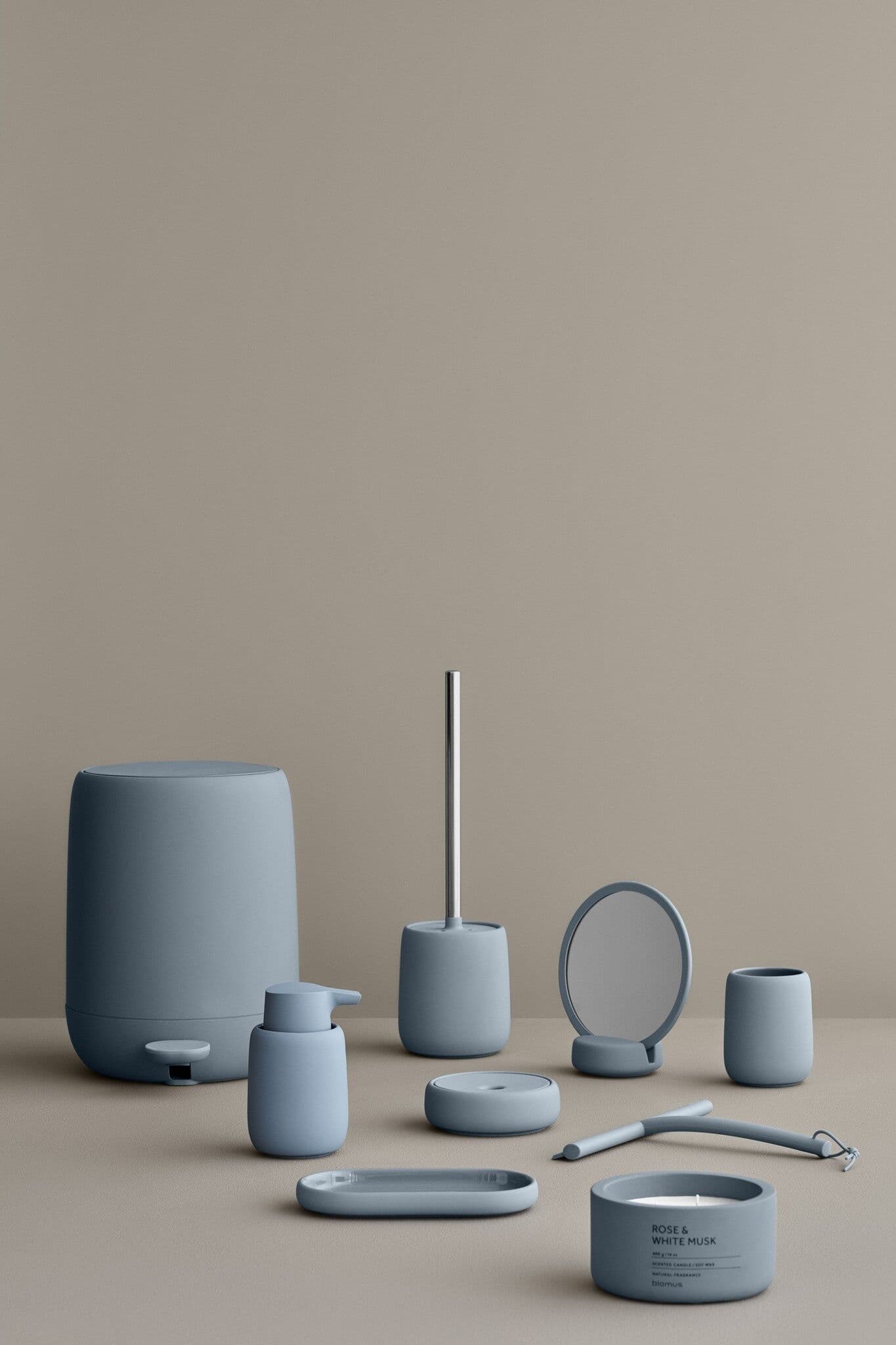 BLOMUS Козметично огледало “SONO“ – цвят бежов (Moonbeam)