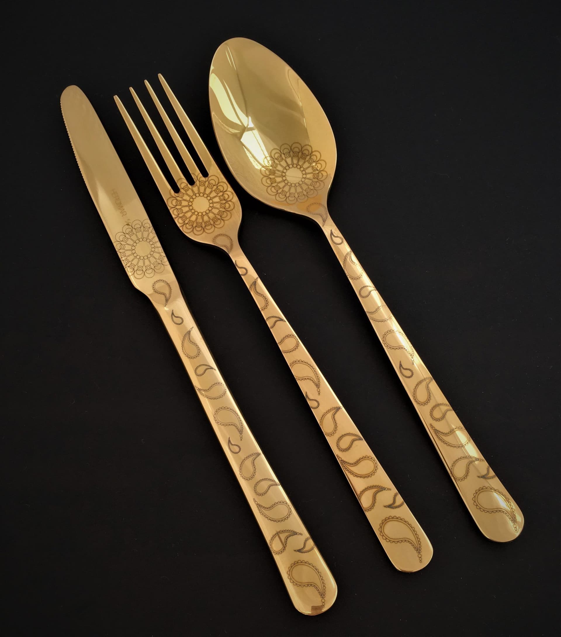 HERDMAR Комплект прибори за хранене “OSLO № 5″ – 36 части – позлатени, гравирани