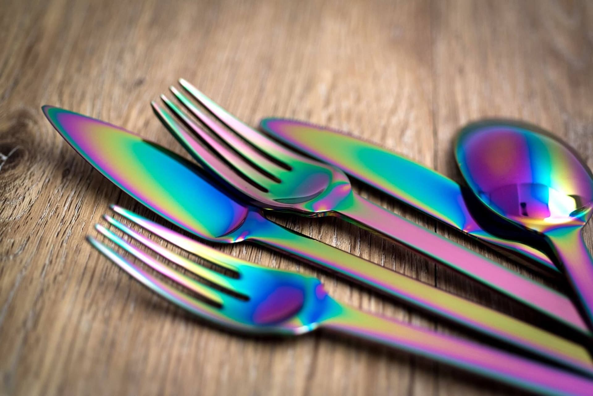 HERDMAR Комплект прибори за хранене “SPIGA“- 36 части – Rainbow / дъга / – PVD покритие