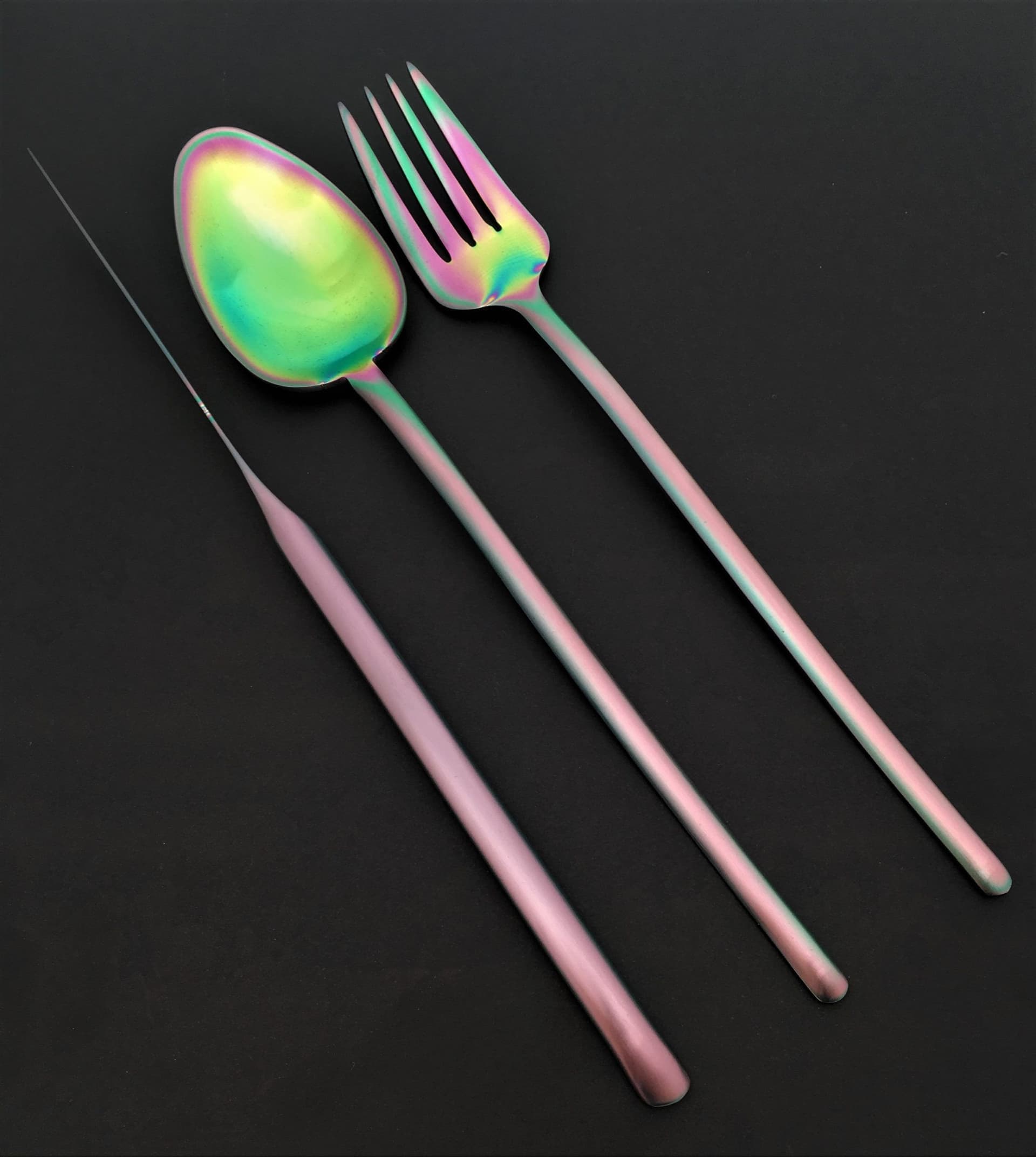 HERDMAR Комплект прибори за хранене “STICK“- 36 части – Rainbow / дъга / – PVD покритие