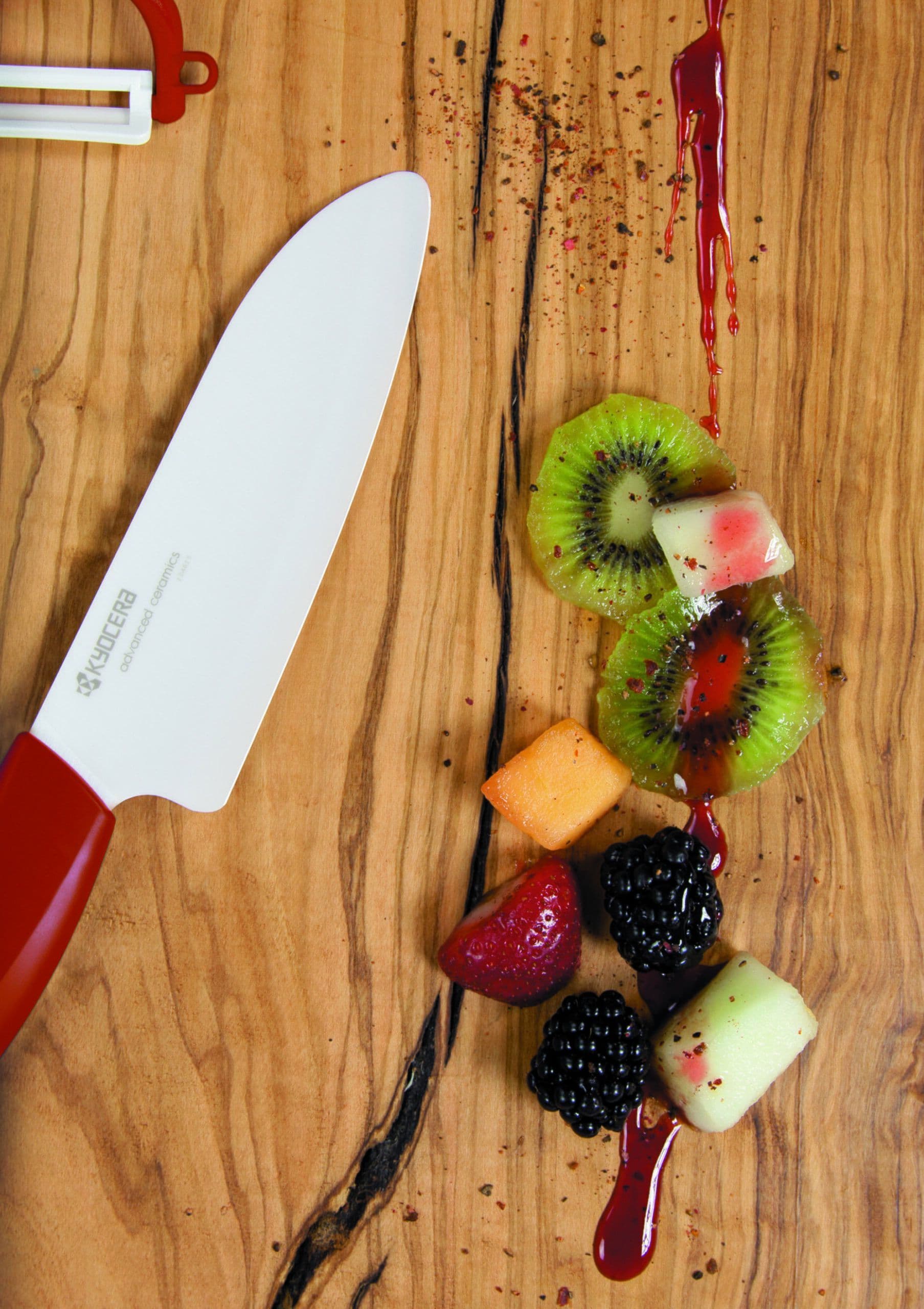 KYOCERA Керамичен нож серия „GEN“ – 14 см – червен