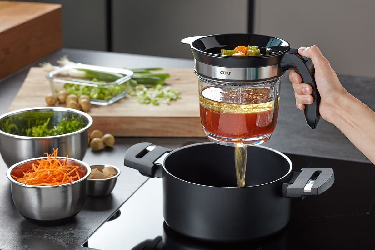 GEFU Съд за дозиране на тесто или за отделяне на мазнина “FLUIDO“