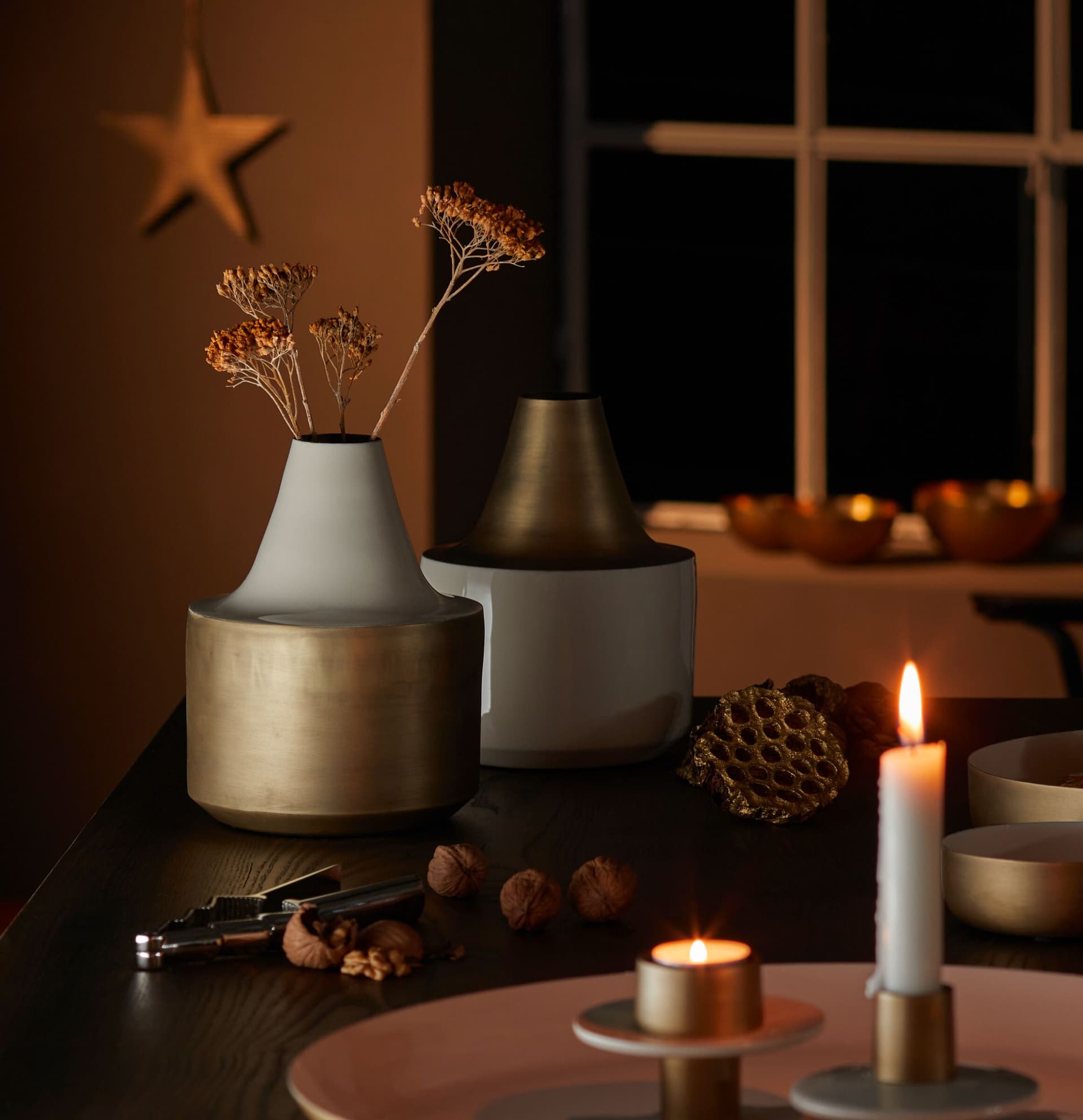 PHILIPPI Ваза “BARBADOS“ – бяла основа