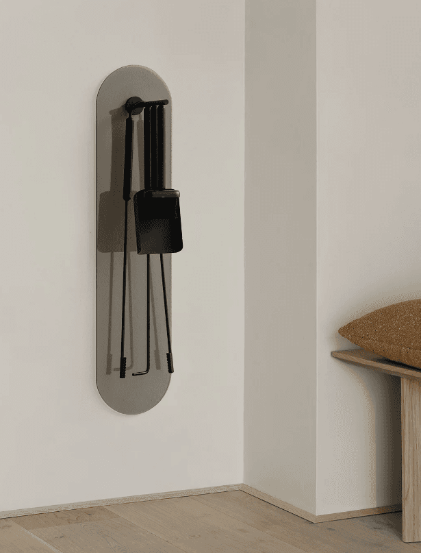 BLOMUS Комплект за камина за стенен монтаж ASHI – 5 части, цвят черен