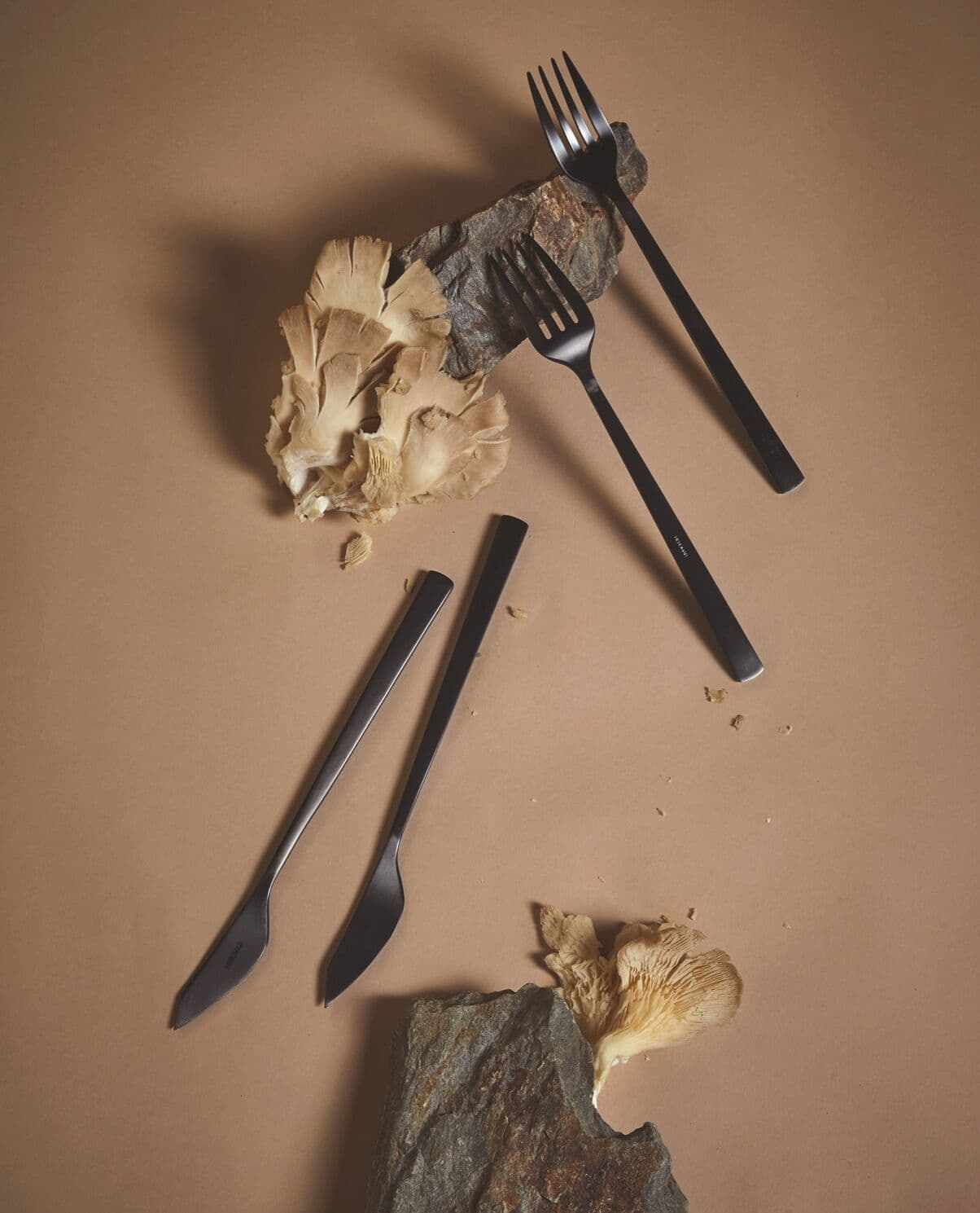 HERDMAR Прибори за хранене “ENSO“ – 24 части – черен мат