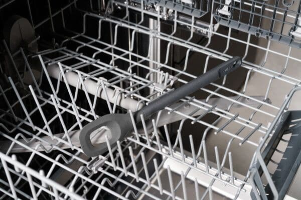 ZYLISS Квадратна лъжица с отвор – сива