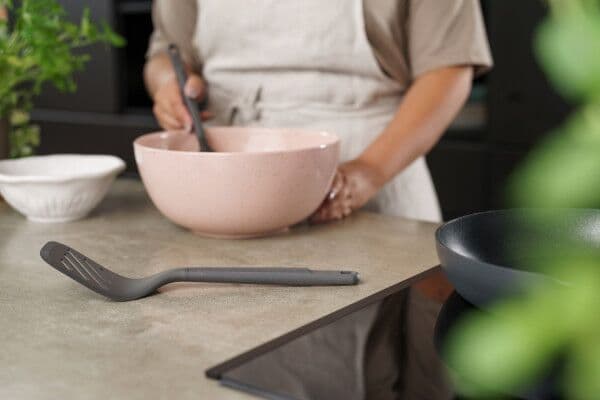 ZYLISS Решетъчна шпатула за обръщане – сива