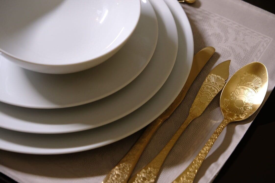 HERDMAR Прибори за хранене “SANTAMARTA“- 24 части – позлатени мат