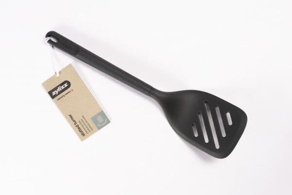 ZYLISS Решетъчна шпатула за обръщане – сива