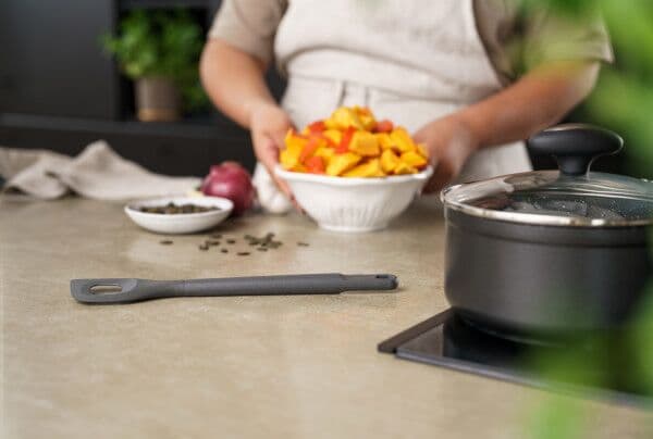 ZYLISS Лъжица с отвор – сива