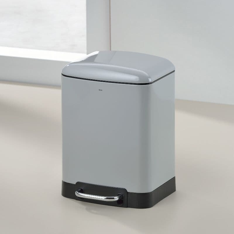 KELA Кош за отпадъци с педал “Davino“ – светло сив – 6 л.