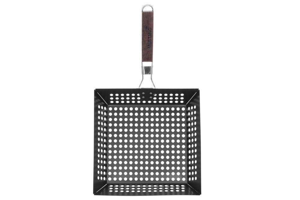 MUSTANG Перфориран BBQ тиган за зеленчуци – 30х30 см.
