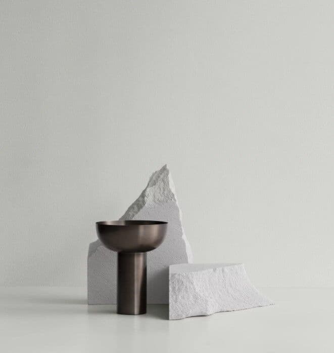 BLOMUS Стоманена ваза MIYABI – цвят “Burned metal“