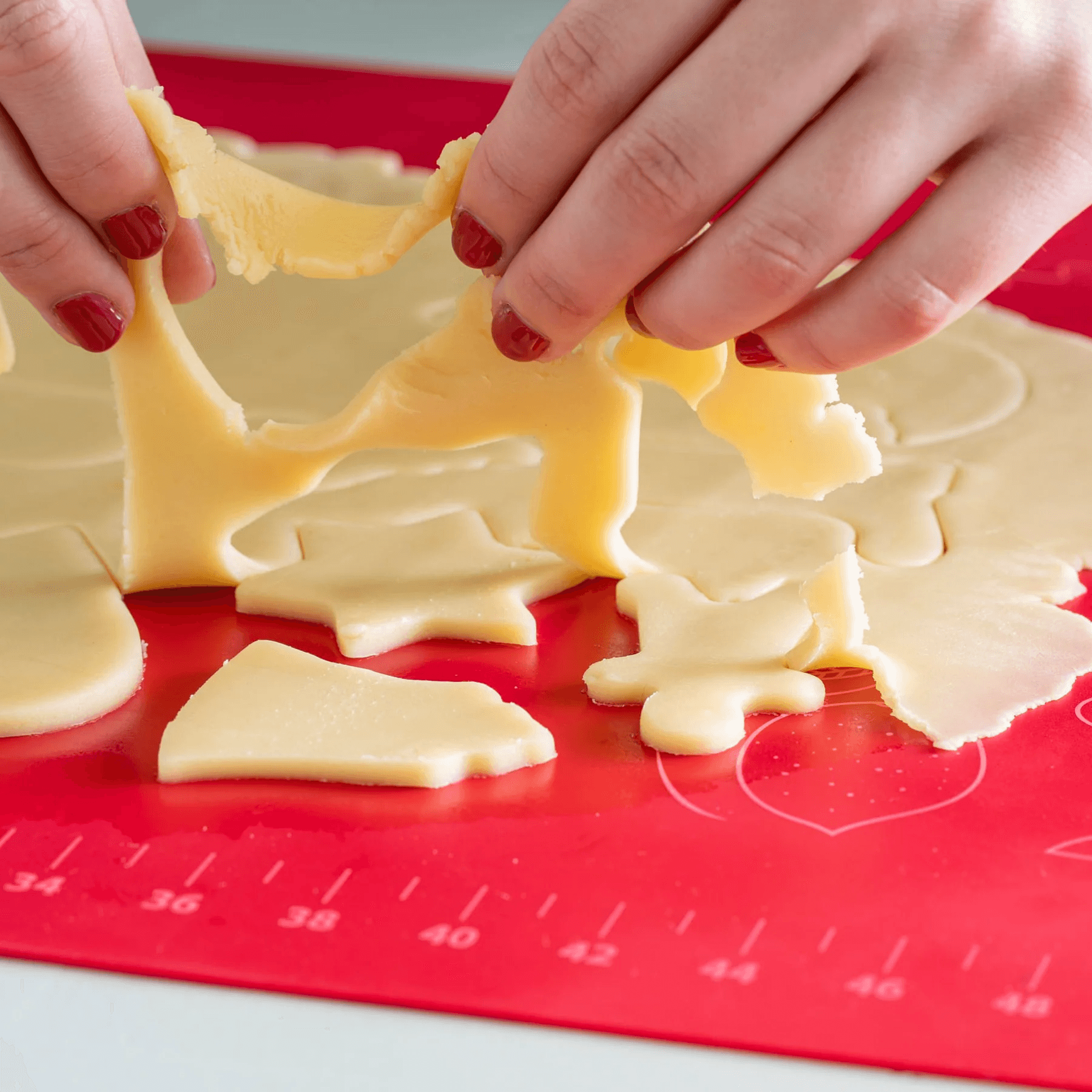 COOX Силиконова подложка за печене и разточване – размер XL – 60х40 см. – червена