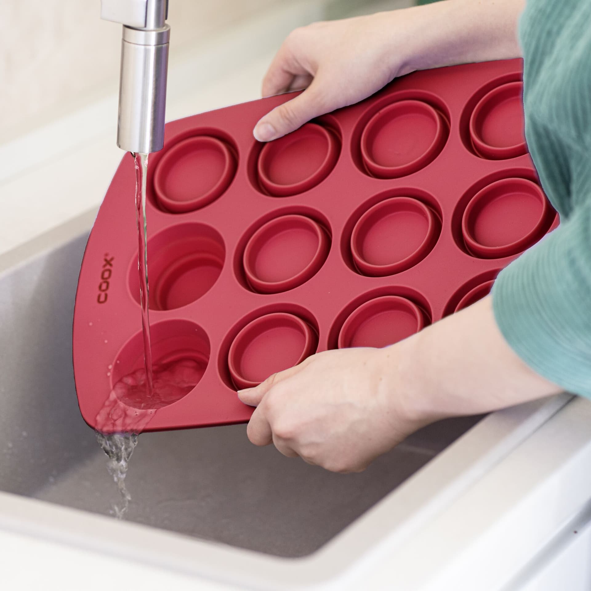 COOX Форма за 12 бр. мъфини – червена