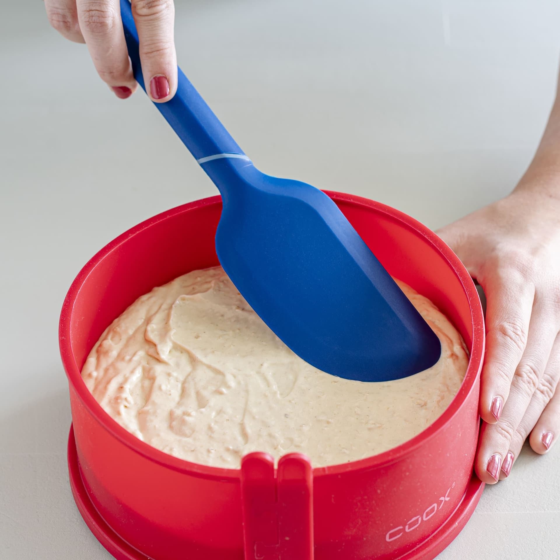 COOX Силиконова шпатула за торта 3 в 1 – за рязане, сервиране и размазване – синя