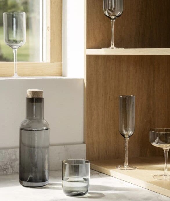 BLOMUS Кана / Гарафа FUUMI, 1л – цвят опушено сиво (Smoke)