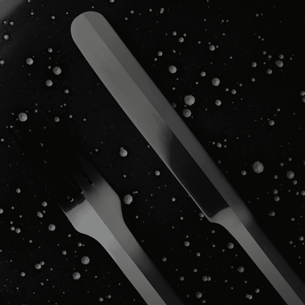 HERDMAR Прибори за хранене “TINTIM“- 24 части – черни (гланц + мат)