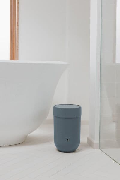 UMBRA Кош за баня “TOUCH“ – 6л – цвят пастелно син