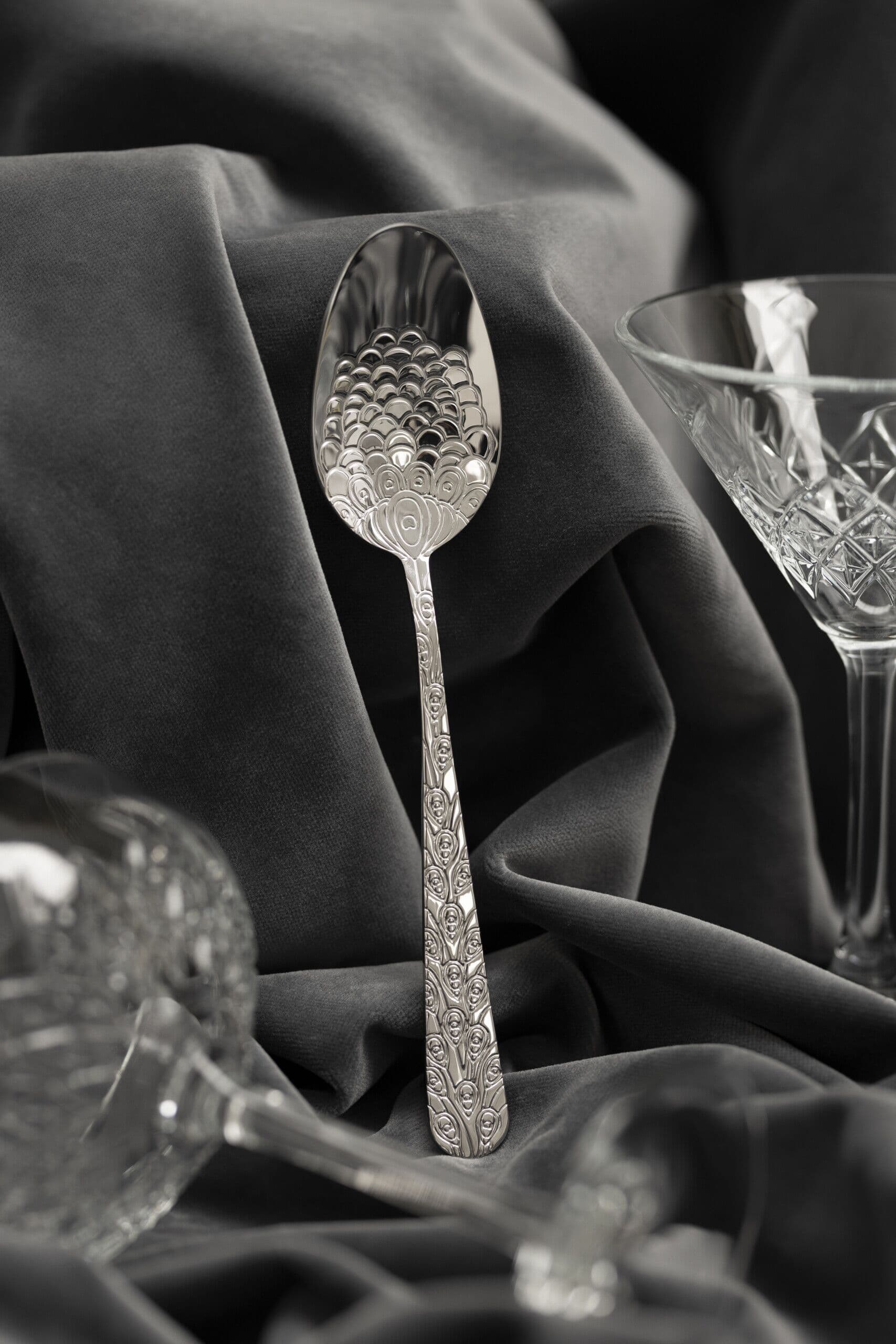 HERDMAR Прибори за хранене “PAVO“ – 75 части