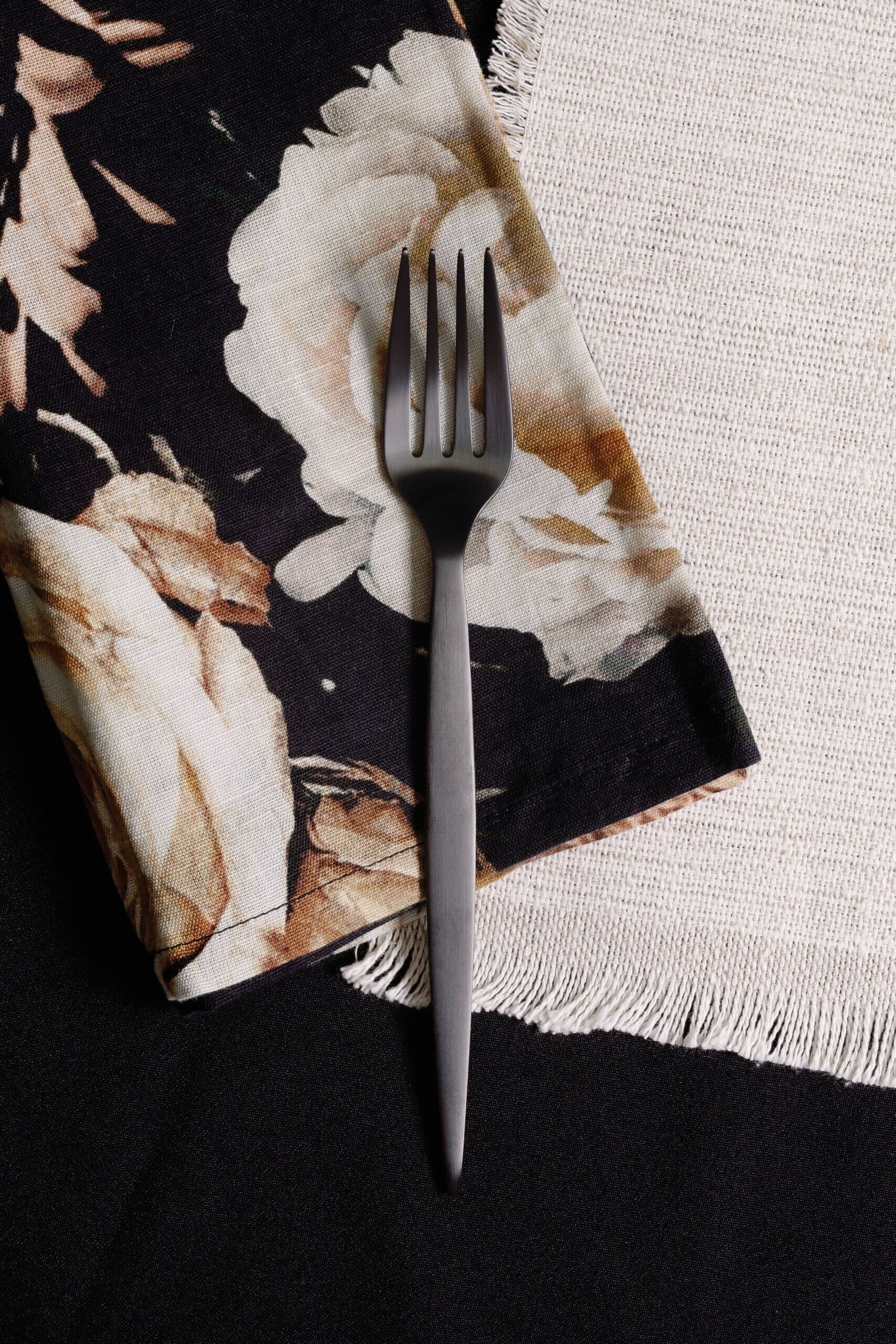 HERDMAR Прибори за хранене “KOS“- 24 части – черен мат