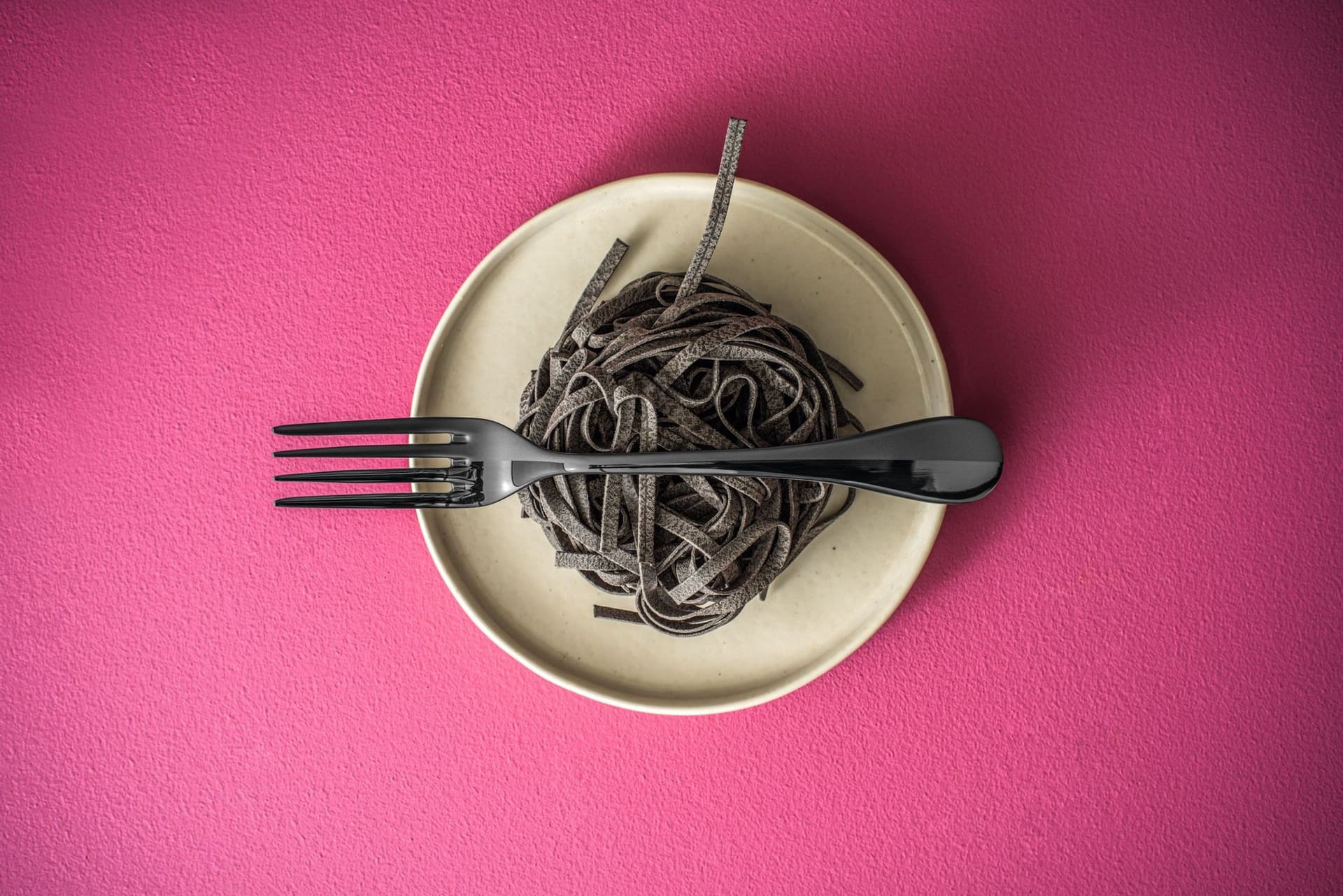 HERDMAR Прибори за хранене “ROCCO“- 24 части – черни (гланц + мат)