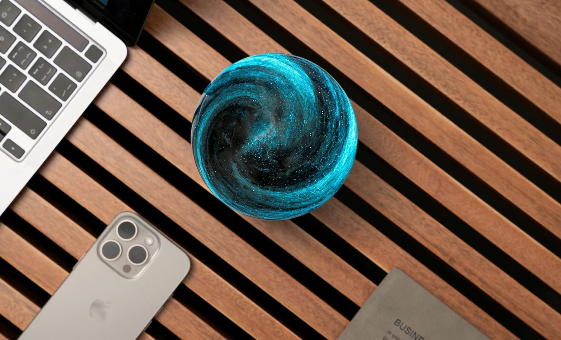 GINGKO Смарт лампа “AstraGlass“ звезден океан – размер L