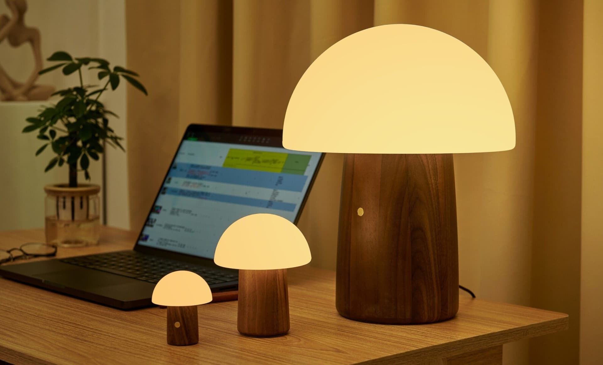 GINGKO Смарт лампа “Alice Mushroom“ S – 6,5см./орех