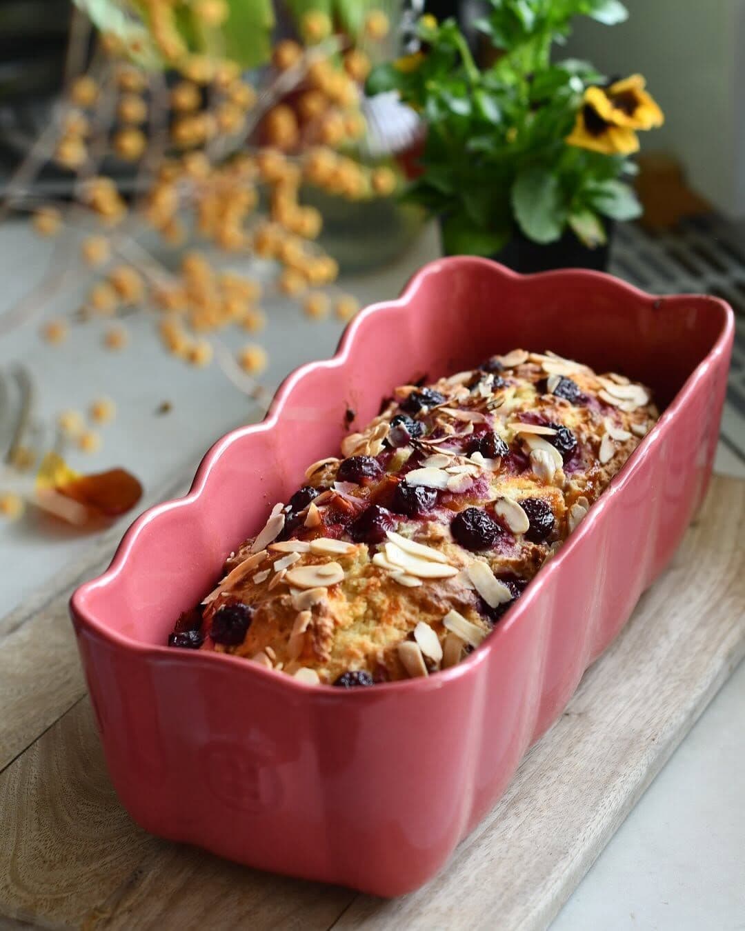 EMILE HENRY Керамична форма „MADELEINE LOAF DISH“ – цвят бонбонено розово