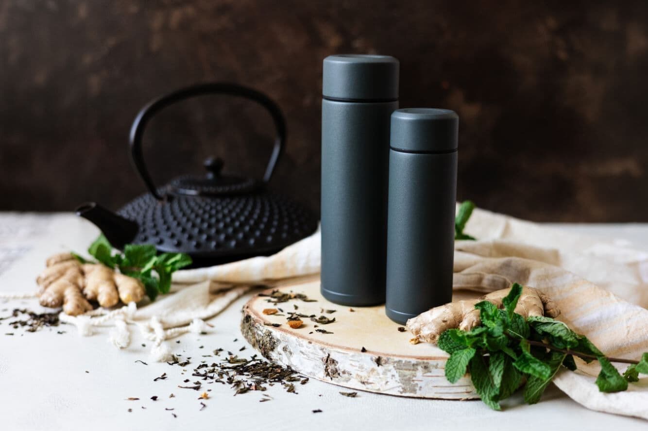 KYOCERA Двустенен термос с вакуумна изолация “Slim“ – 300 мл. – тъмно сив