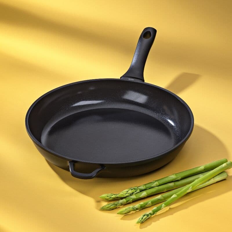 KELA Тиган с керамично покритие “Atura“ – Ø 32 см.