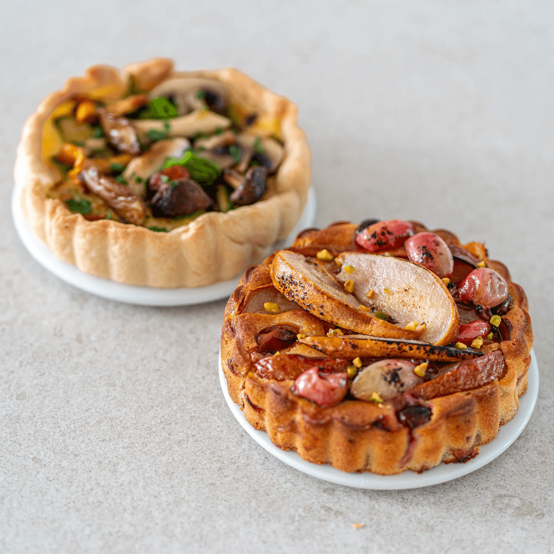 COOX Кръгла форма за тарт,киш или пай с порцеланова основа – Ø 12 см. – червена