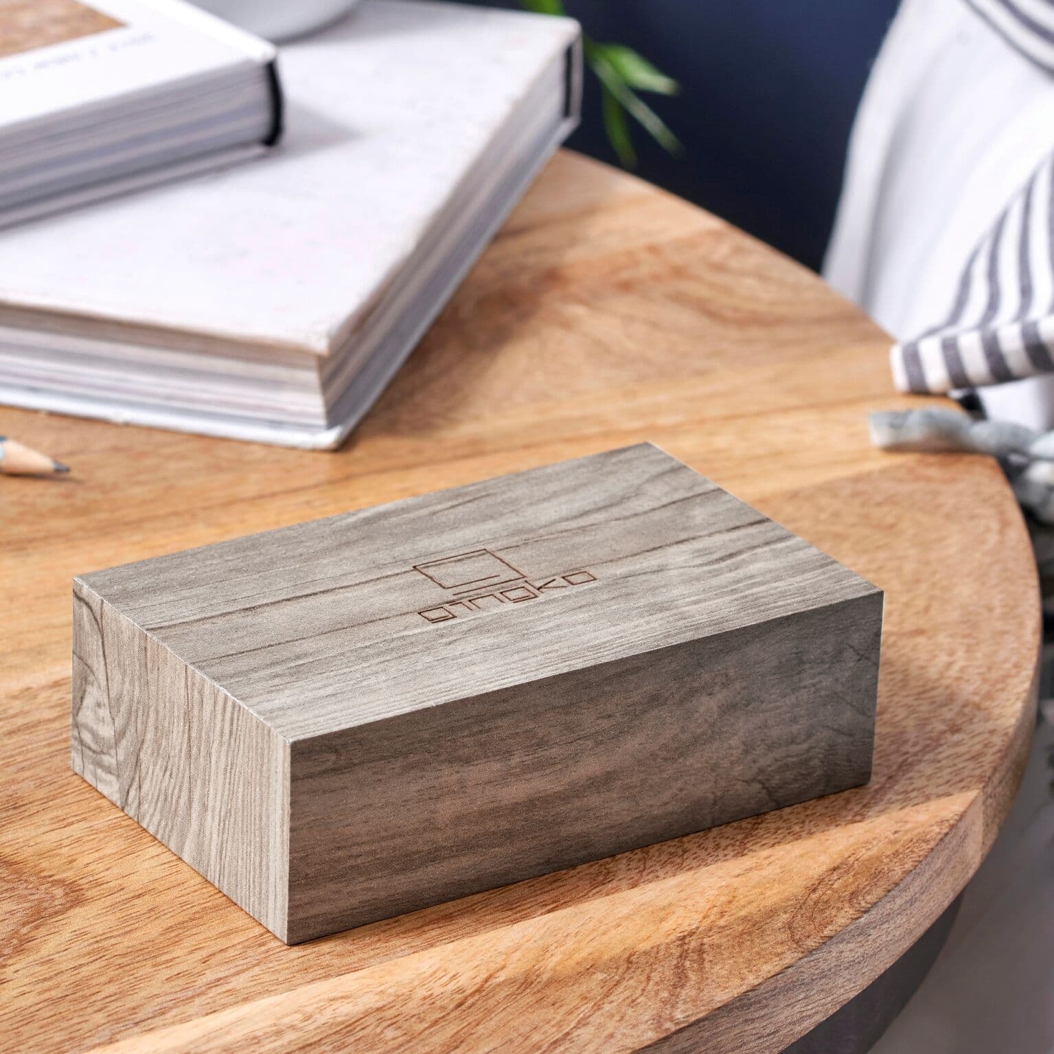 GINGKO Часовник/будилник “Flip Cilck Clock“ – ясен