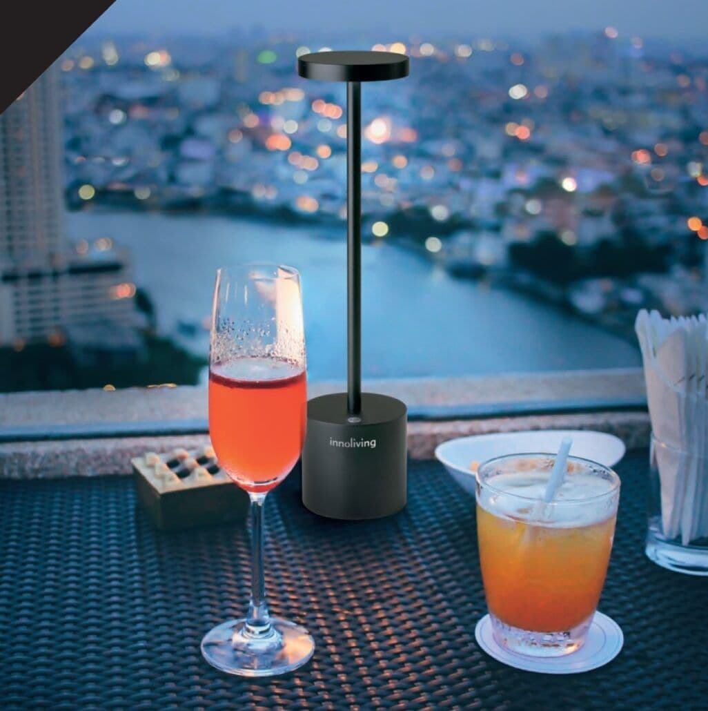 INNOLIVING Настолна LED лампа с акумулаторна батерия – черна